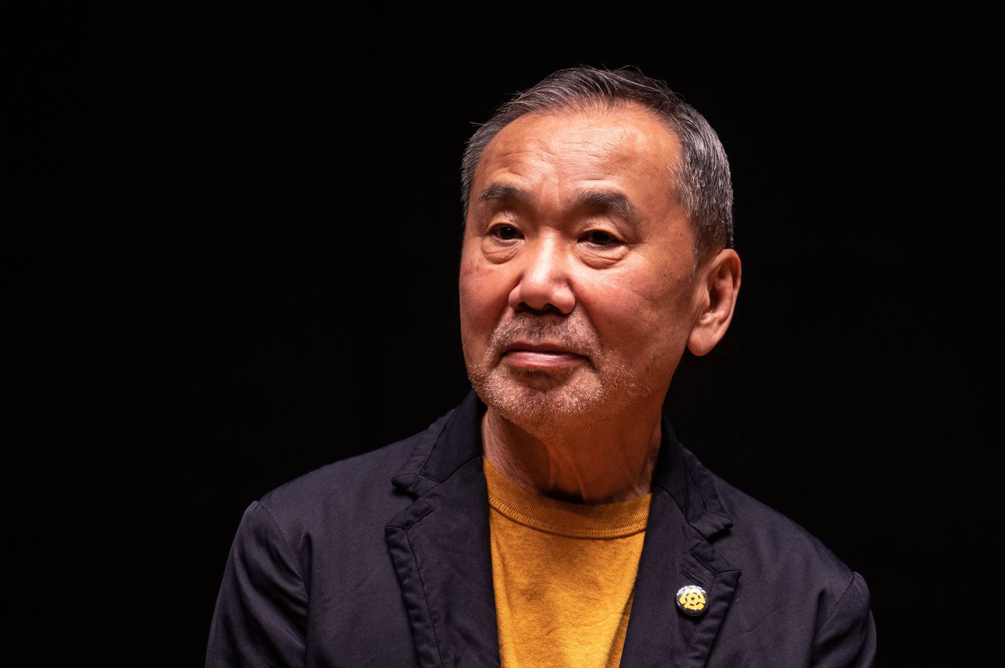 Haruki Murakami: Cum a reușit un scriitor japonez să cucerească lumea