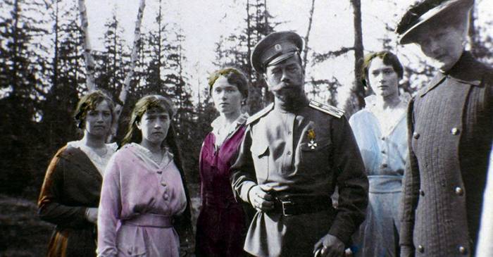 Anastasia Romanov. Ducesa de origine rusă între mit și realitate