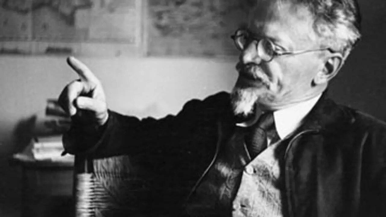 Află cine era cu adevărat Lev Davidovici Troțki. Scriitorul și liderul comunist