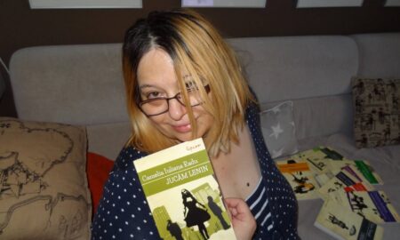 Camelia Iuliana Radu, Jucam Lenin - casnica obișnuință de a visa