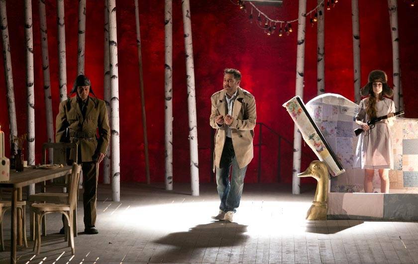 Cum să mergi în mod inteligent la teatru în București