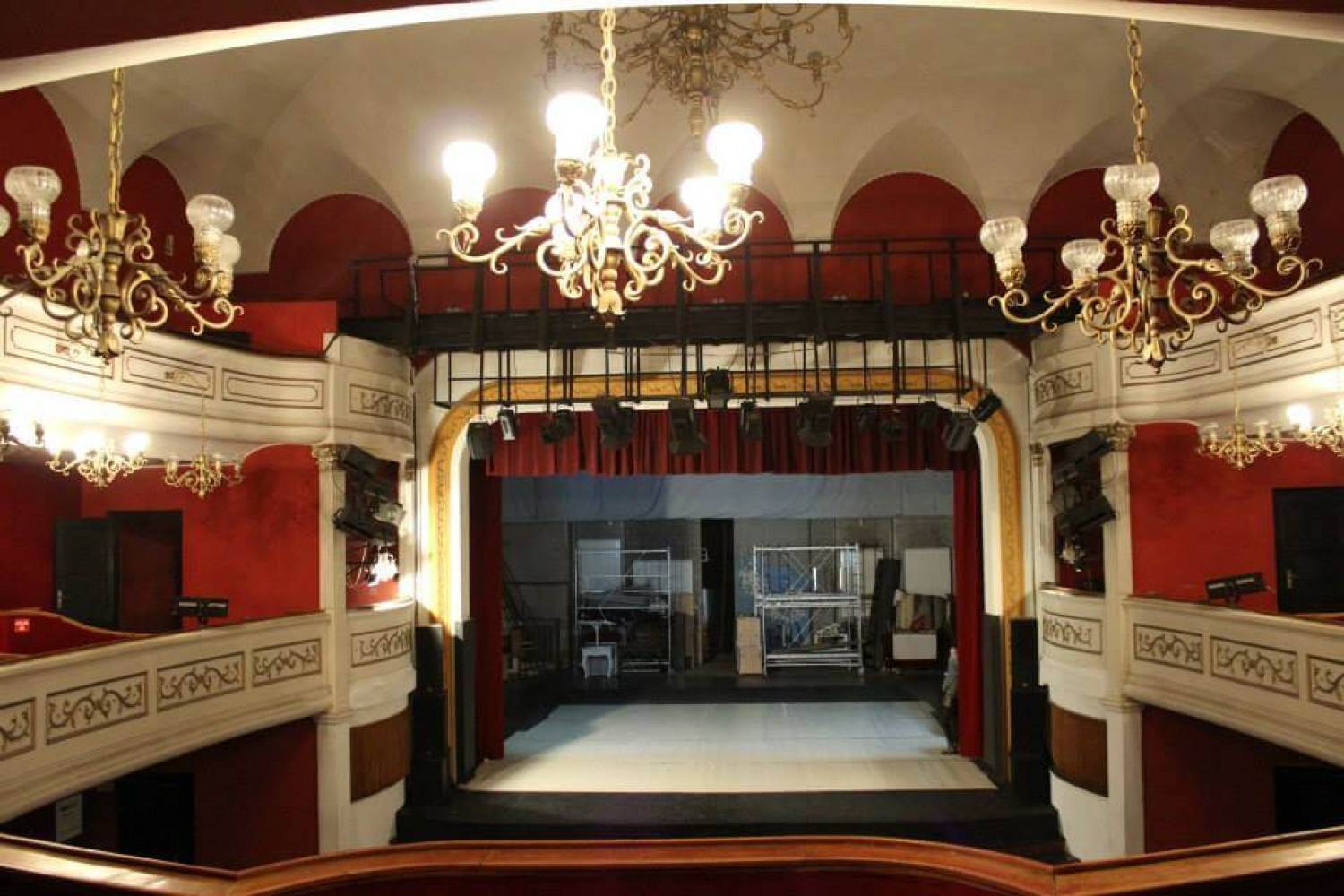 Weekend plin de evenimente la Teatrul „Alexandru Davila”