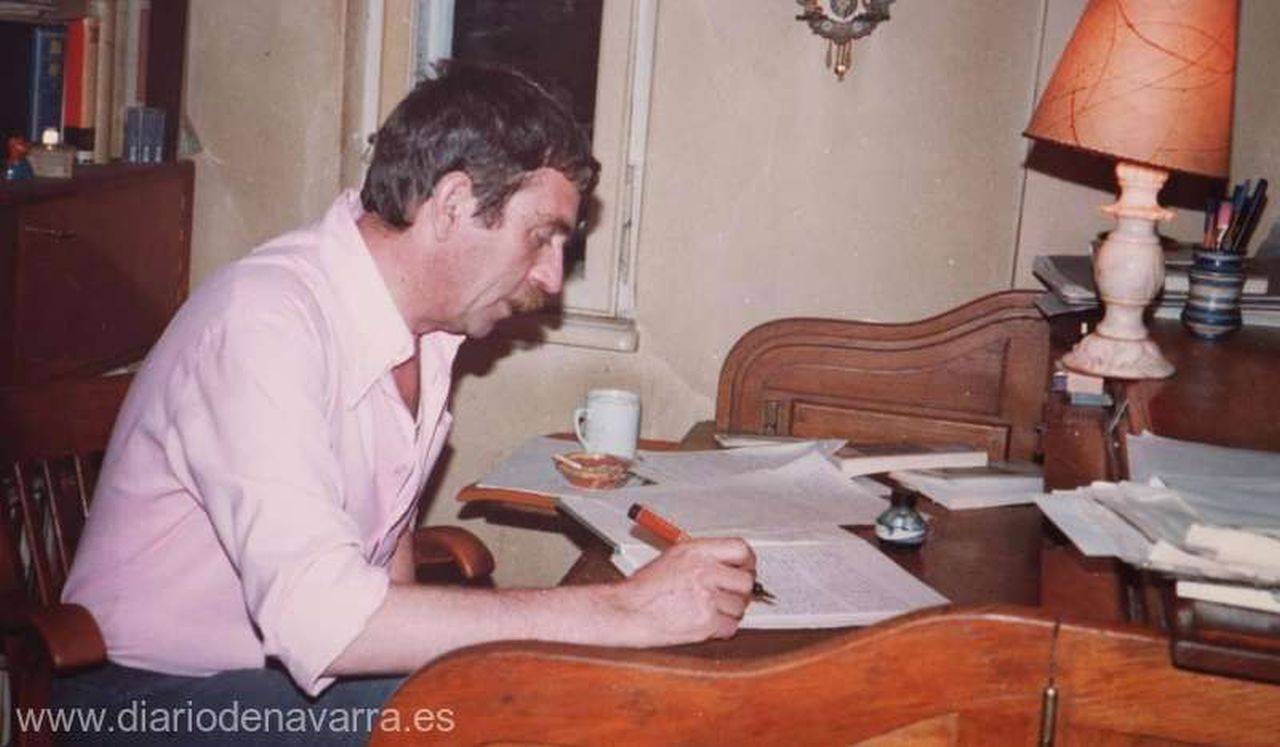 Astăzi ar fi fost ziua lui Darie Novăceanu. Scurtă poveste a poetului, eseistului și traducătorului român