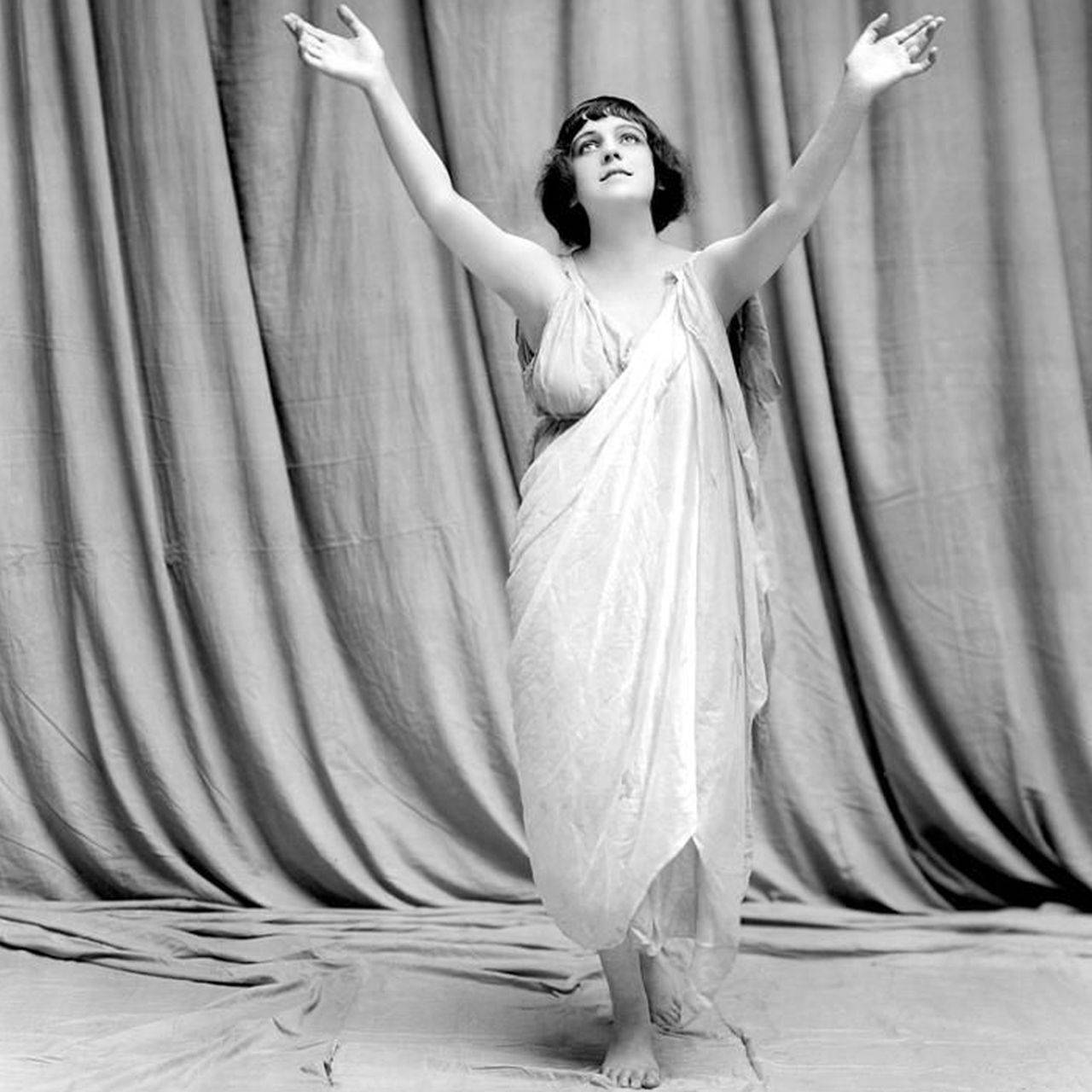 Dramele și iubirile din viața Isadorei Duncan