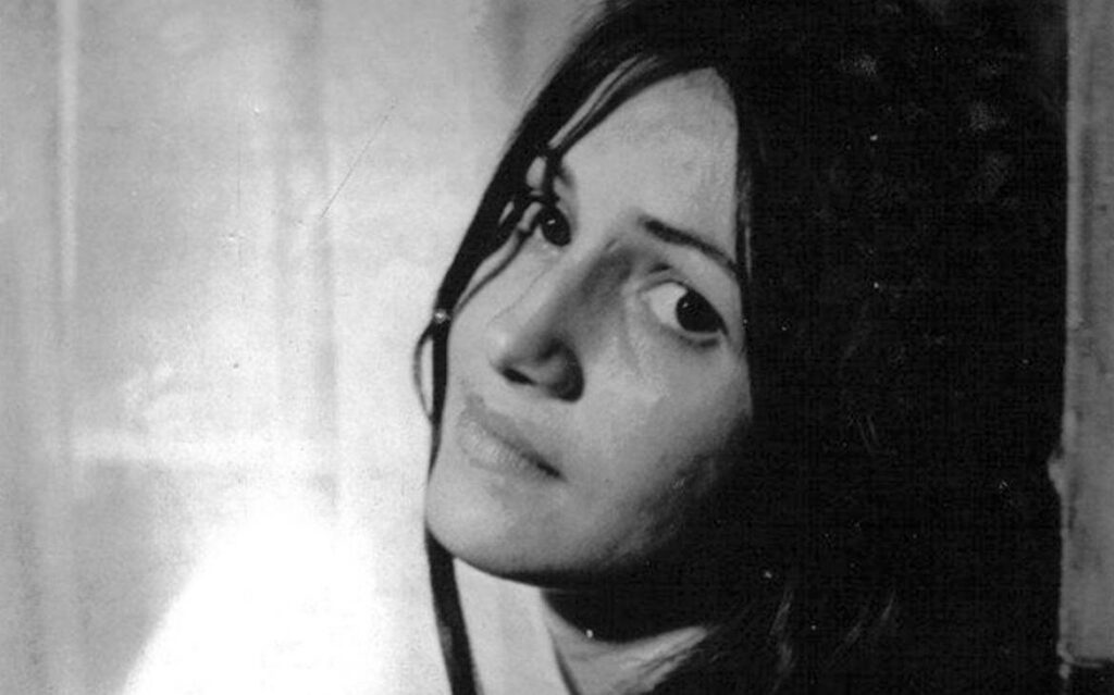 Trei poete pe care ar fi trebuit să le studiem în școli