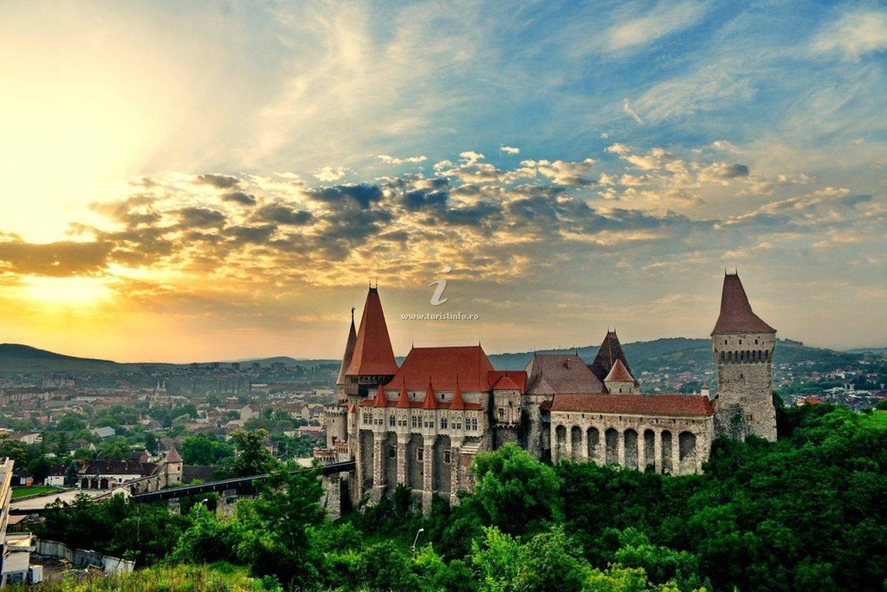 Debutează Festivalul Opera Nights. Organizatorii anunță marile evenimente de la Hunedoara, Petroșani și Deva