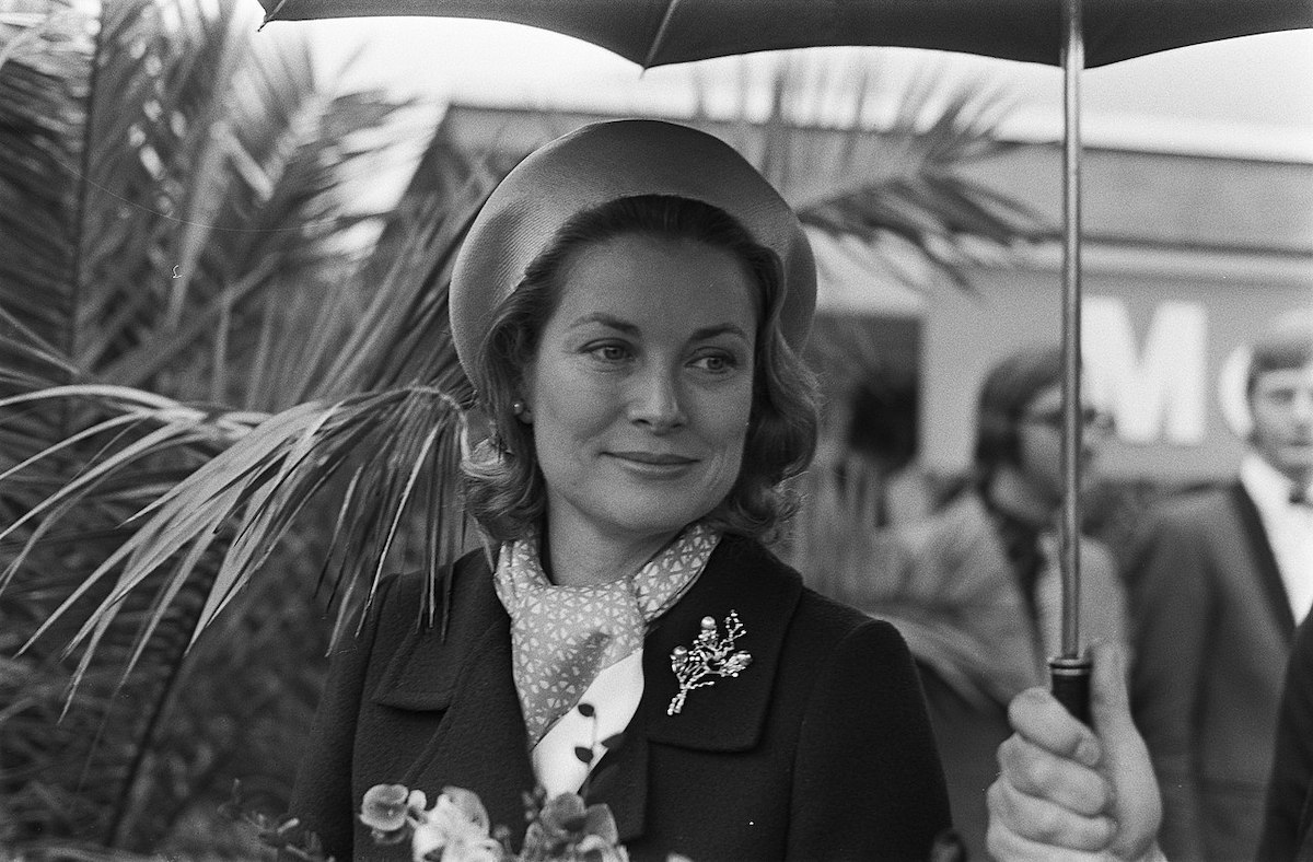 Grace Kelly – De la farmecul cinematografiei la demnitatea regală