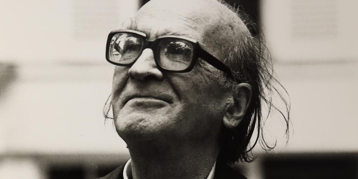 Mircea Eliade: Un călător al sacrului – O comoară de mituri, istorii și revelații