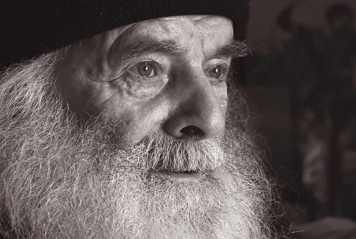 Părintele Proclu Nicău – Un suflet smerit, o viață arsă în tăcere, un cuvânt care a atins cerul